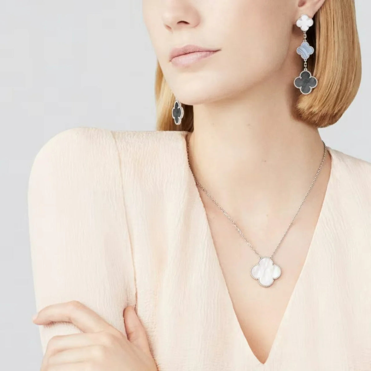 Clover Earrings Silver MOP 3 Motifs Elegant Luxury High Quality