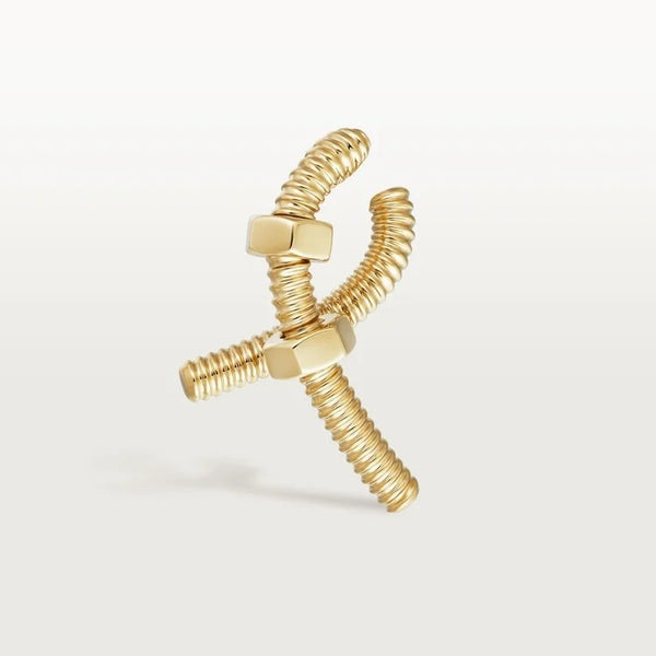 Gold Axis of Identity – Signature Ring for Industrial Souls and Creative Minds