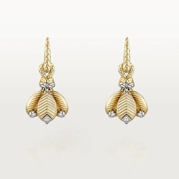 Gold Bloom of Elegance – Multi-Layered Leaf Earrings Reflecting Timeless Beauty