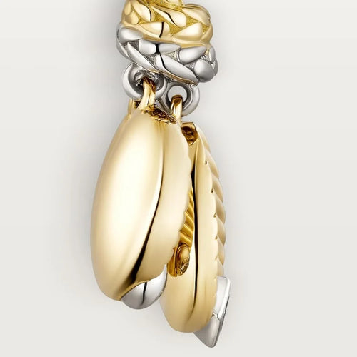 Gold Bloom of Elegance – Multi-Layered Leaf Earrings Reflecting Timeless Beauty