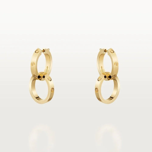 Gold Bond Of Infinity – Interlocking Circle Earrings With Modern Boldness