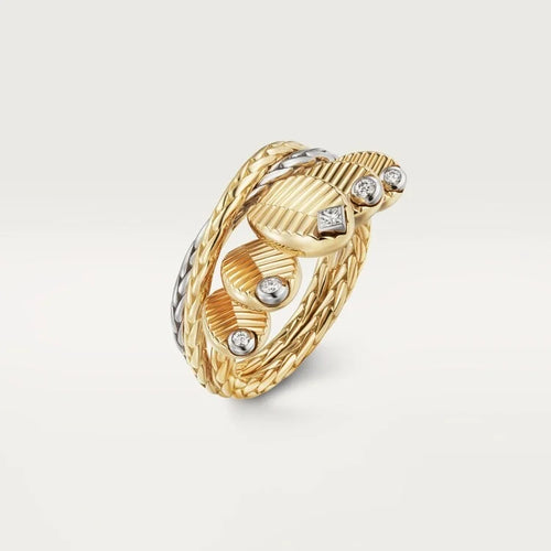 Gold Embrace Of The Forest Queen – Textured Leaf Ring With Sparkling Accents