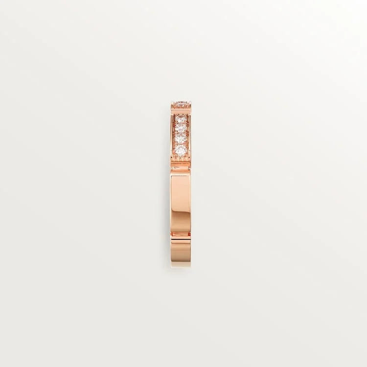 Pink Gold Brilliance Of Unity – Segment-Linked Ring With Gleaming Stones
