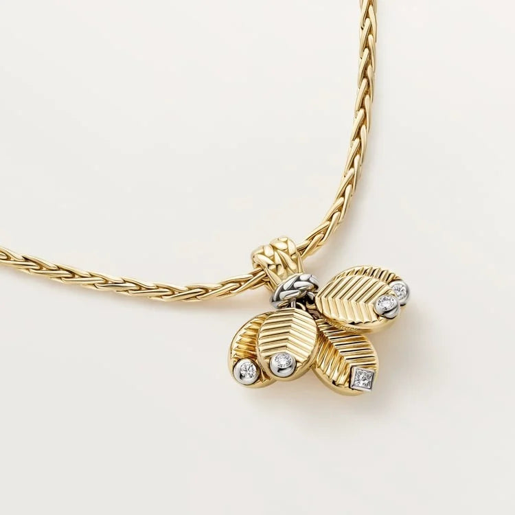 Queen of the Garden – Gold Necklace with Engraved Bee Pendant and Crystal Accents