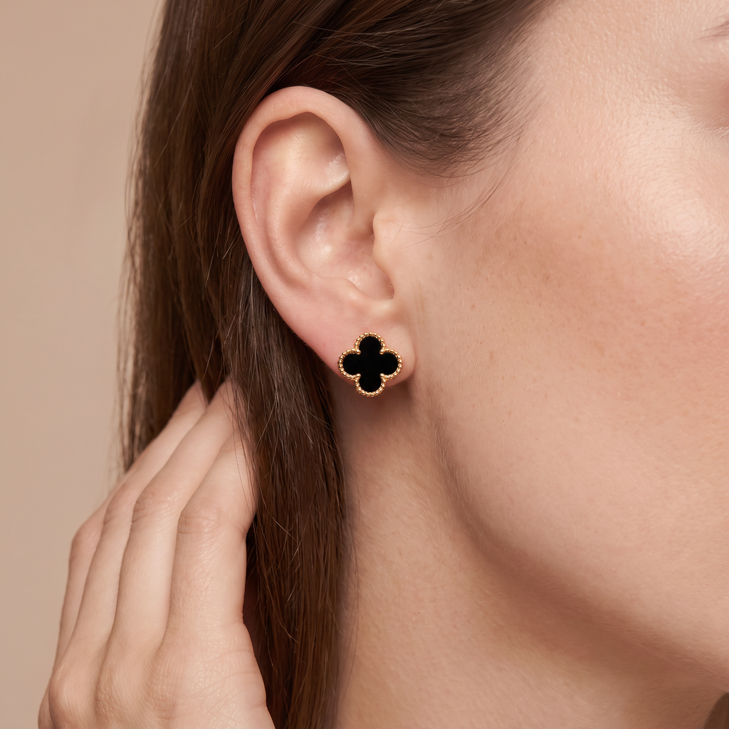 Alhambra Onyx Clover Motif Earrings