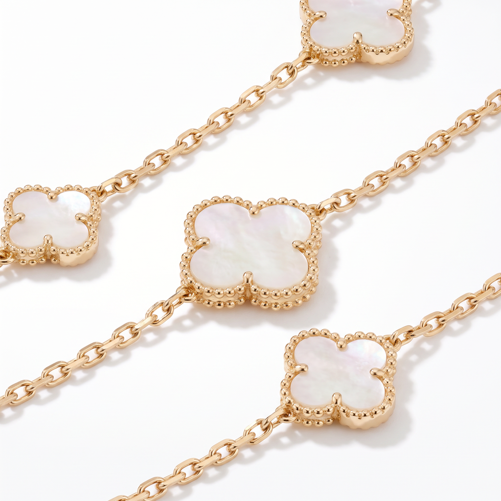 Alhambra Pearl Clover 16 Motifs Long Clover Necklace