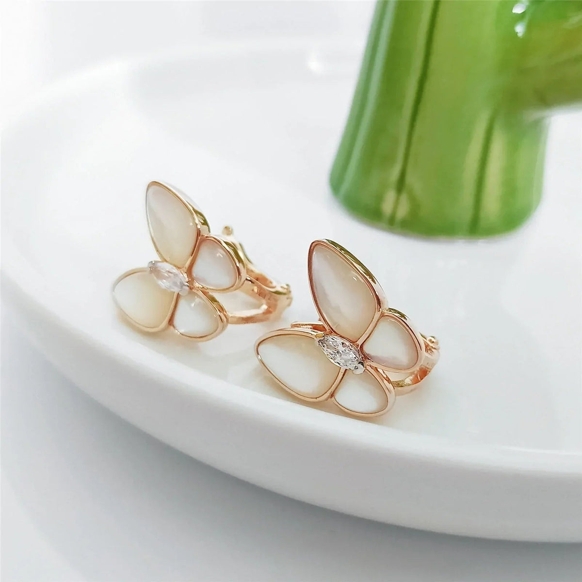 Butterfly Earrings Mother of Pearl Diamond Pink Gold High Quality
