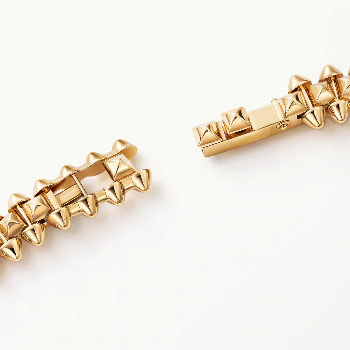 Clash De Stud Link Necklace