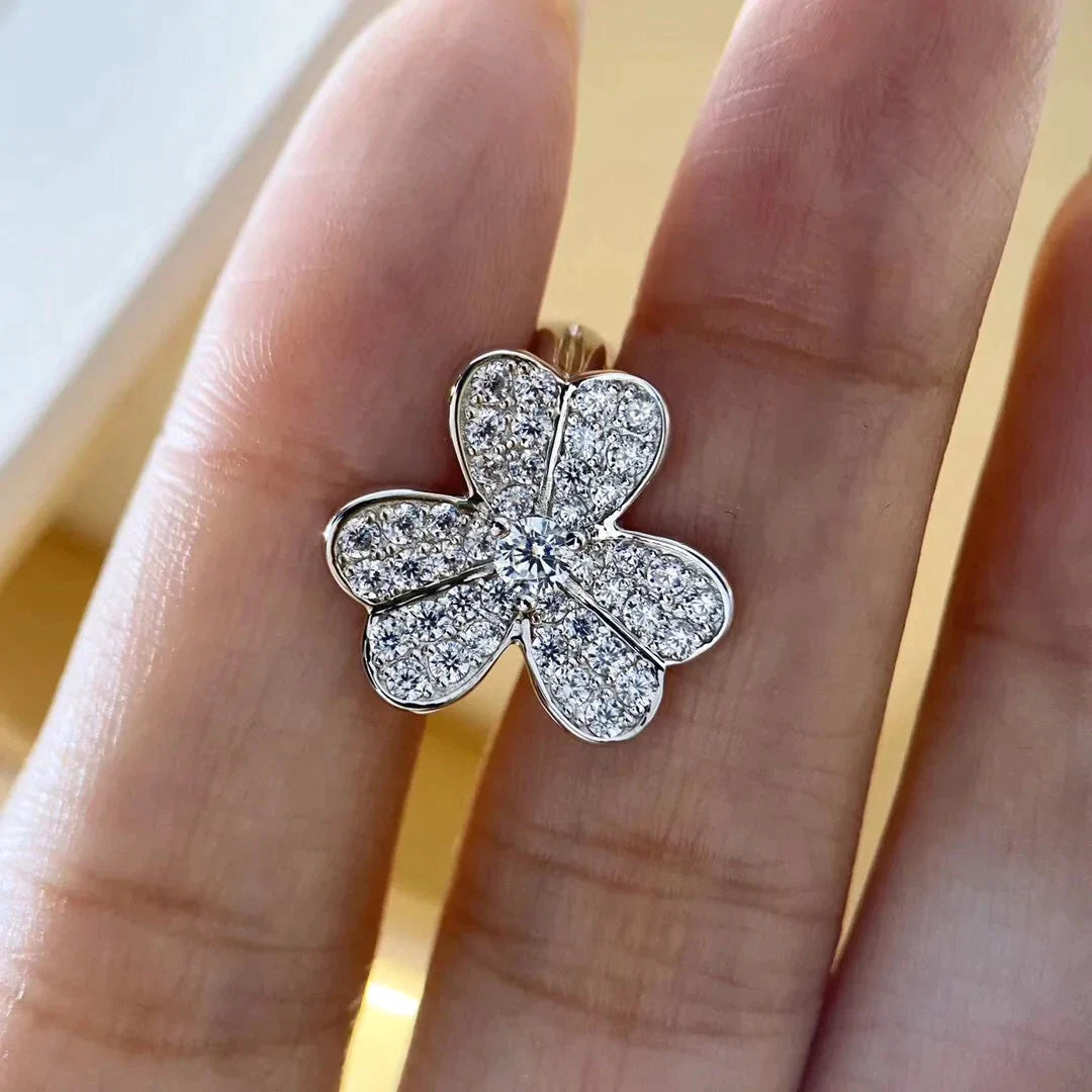 Clover Earrings Cosmos Silver Diamond High Quality