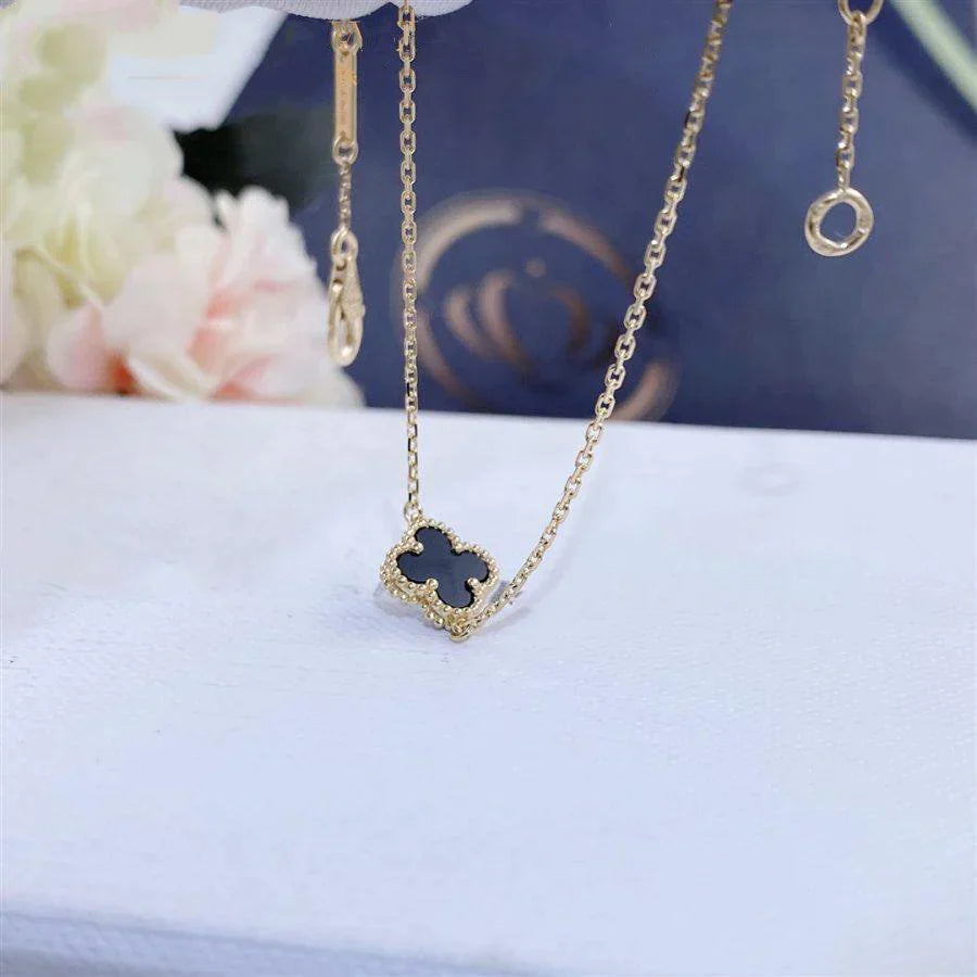 Gold Clover Bracelet for Women Onyx 1 Motif Gift Jewelry