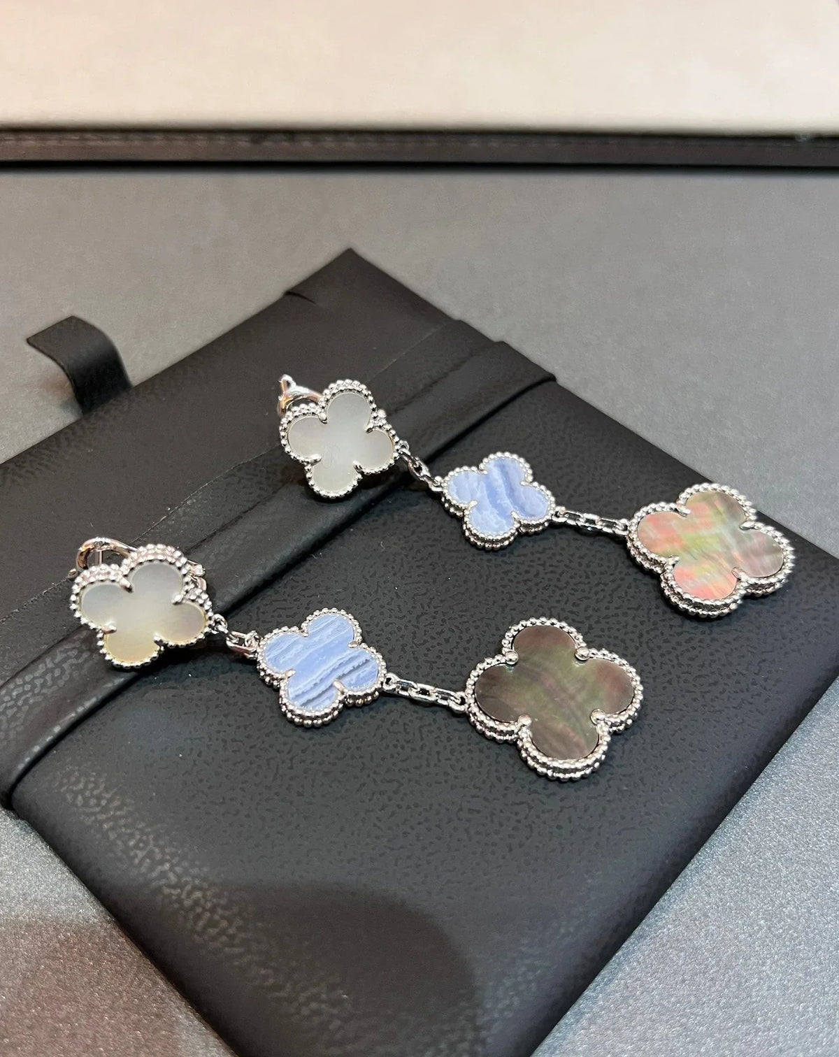 Clover Earrings Silver MOP 3 Motifs Elegant Luxury High Quality