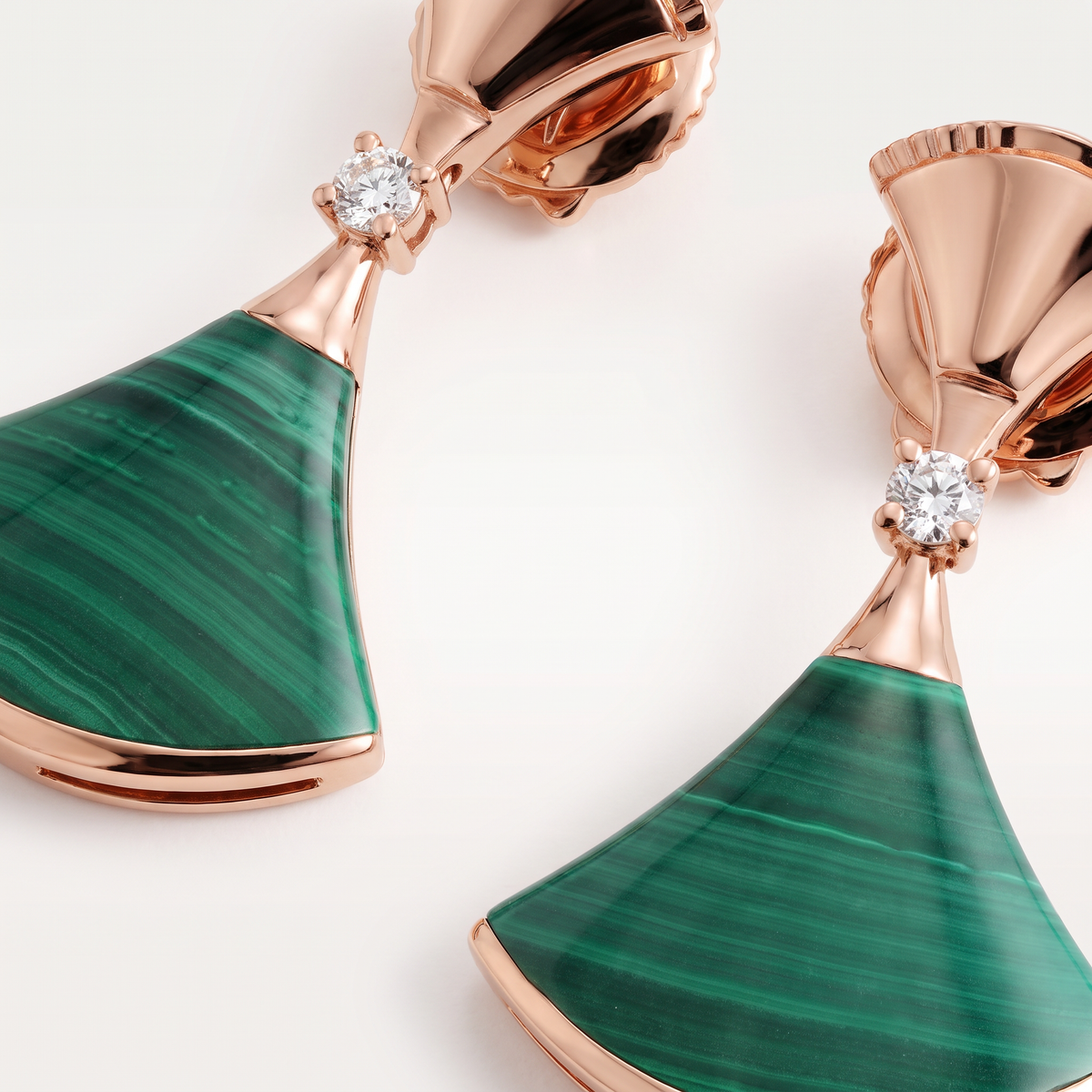 Diva's Dream Green Fan Earrings