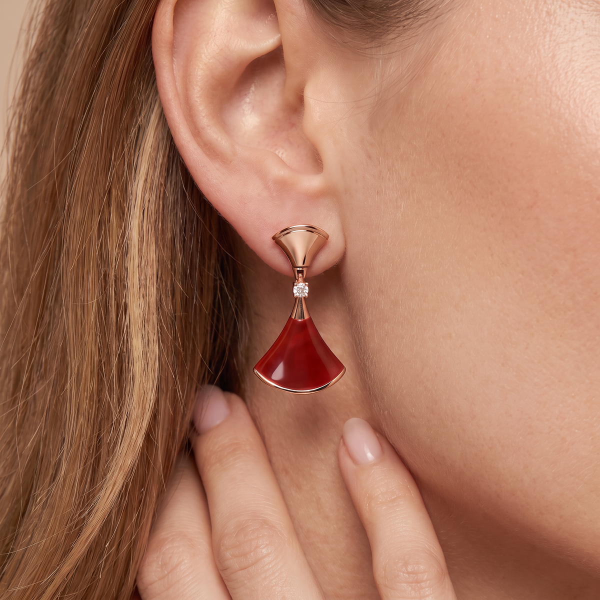 Diva's Dream Red Fan Earrings