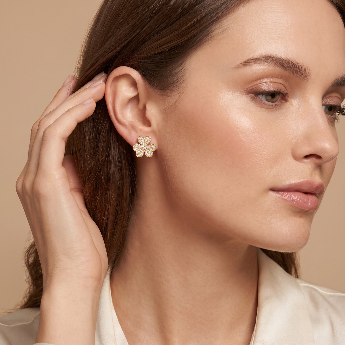 Frivole Flower Full-Paved Earrings