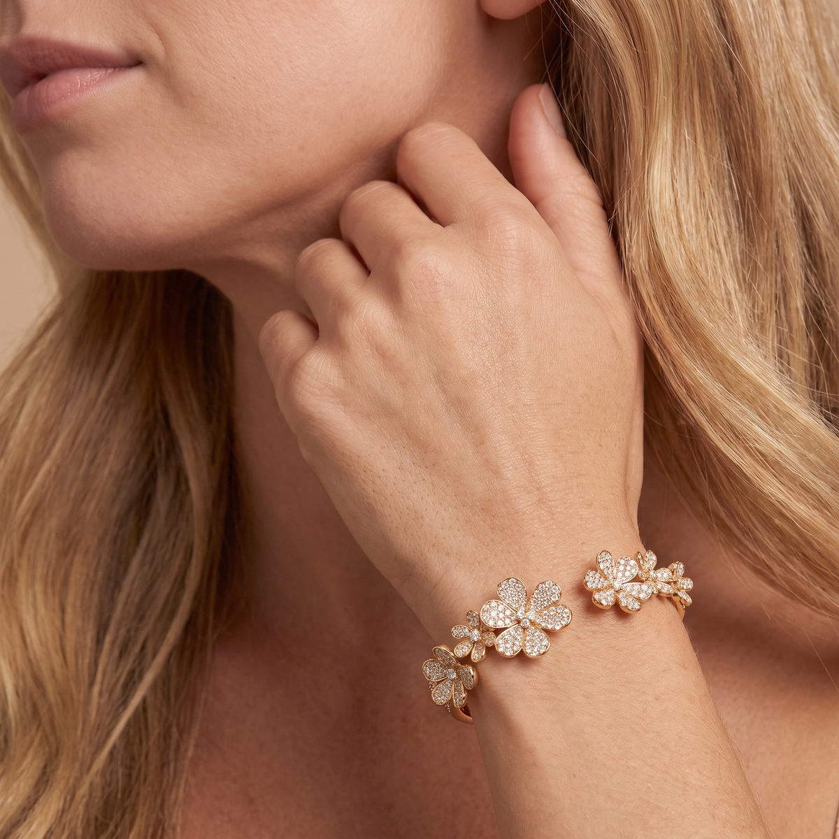 Frivole Pavé Seven Flowers Cuff Bracelet