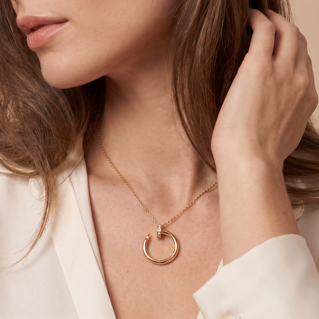Juste Un Clou Diamonds Necklace