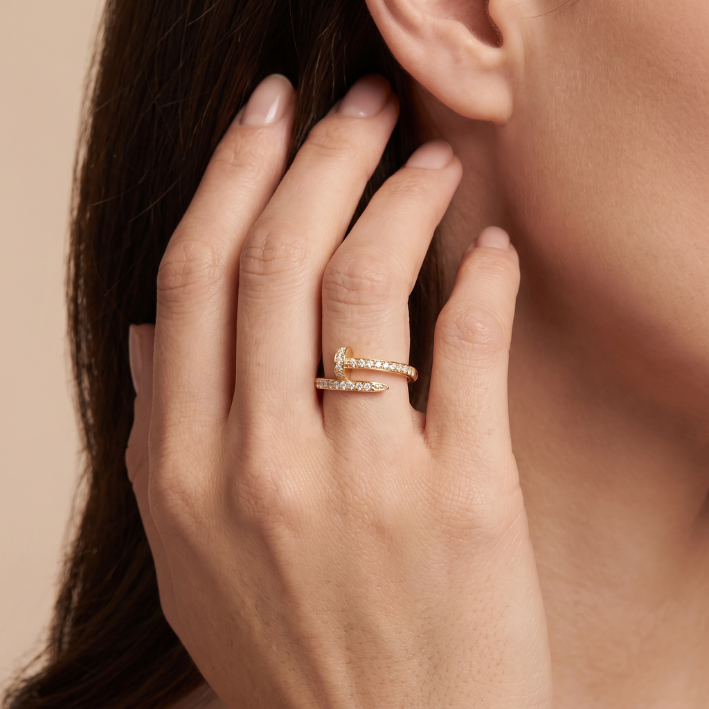 Juste Un Clou Full Diamond Ring