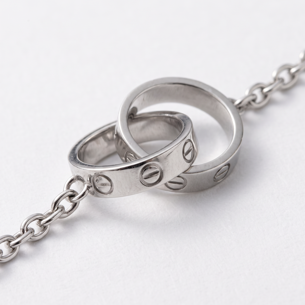 Love On Chain Bracelet