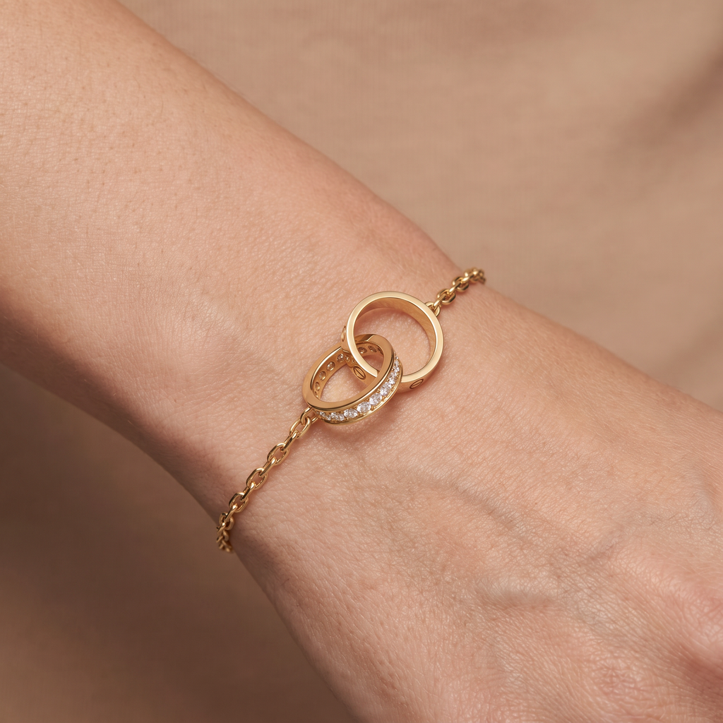 Love On Chain Paved Bracelet