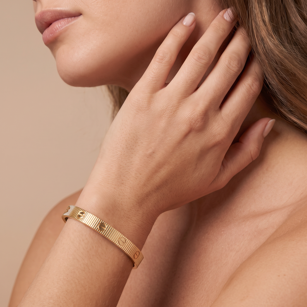 Love Screw Flexible Bracelet