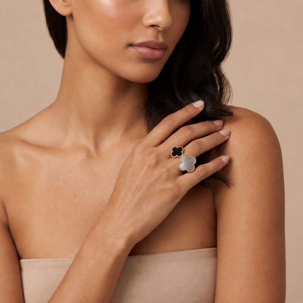 Magic Alhambra Black Pearl Clover Between-the-finger Ring