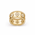 Medium Perlée Clover Diamonds Band Ring