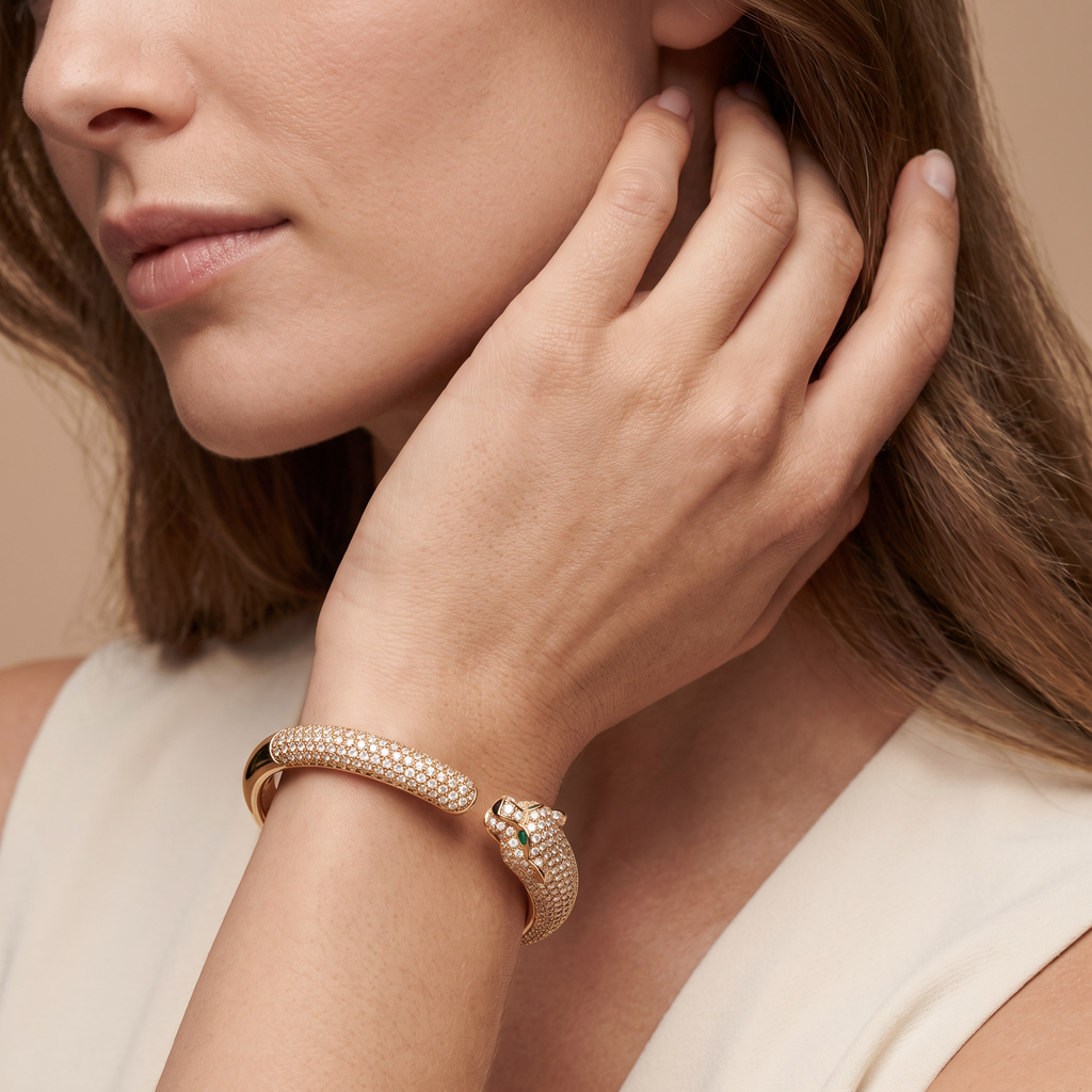 Panthère Head Pavé Cuff Bracelet
