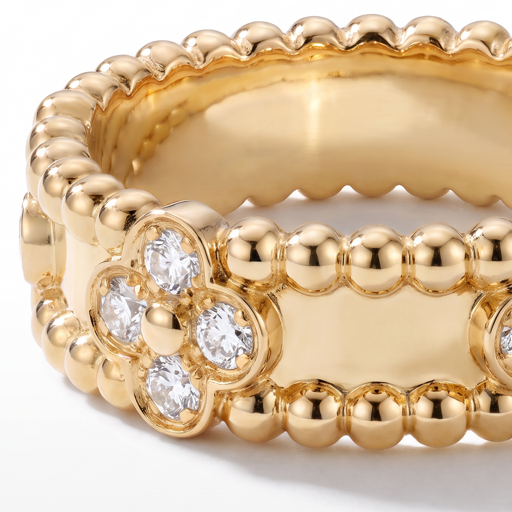 Sweet Perlée Clover Diamonds Band Ring
