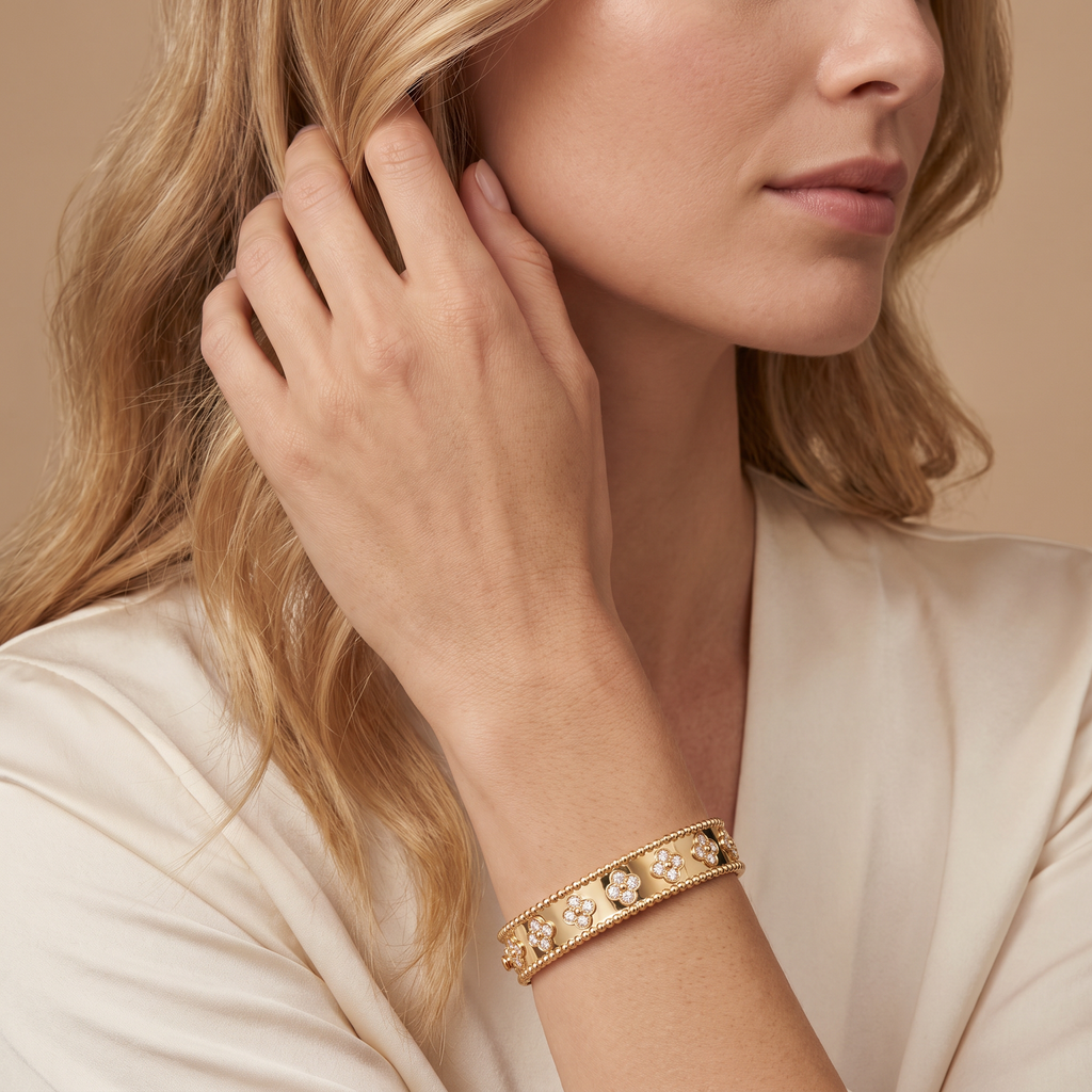 Perlée Pavé Clover Small Bracelet