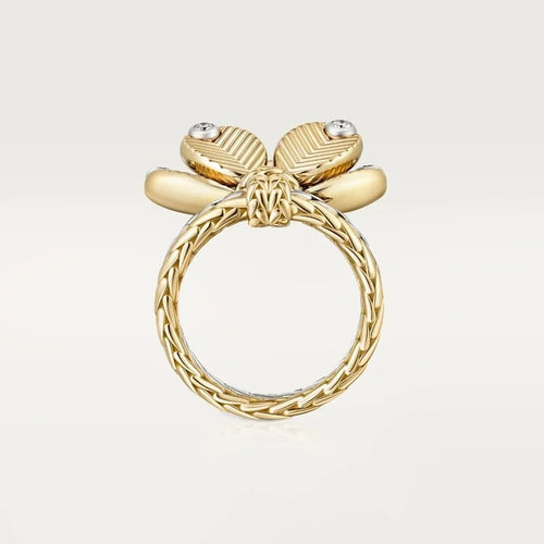 Gold Harmony Of Nature And Shine – Twisted Band Ring With Layered Leaf Motifs