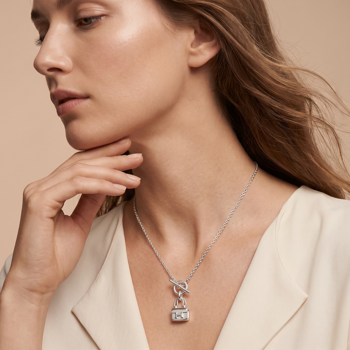 Silver Amulettes Bag Charm Pendant Necklace