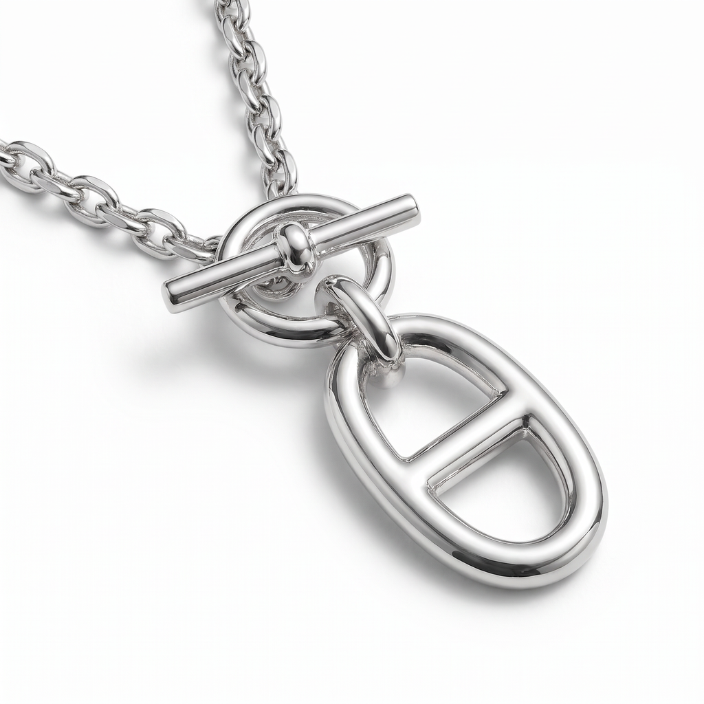 Small H Chaine Pendant Necklace