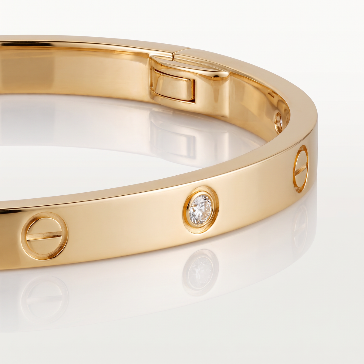 Small Love 6 Diamonds Bracelet