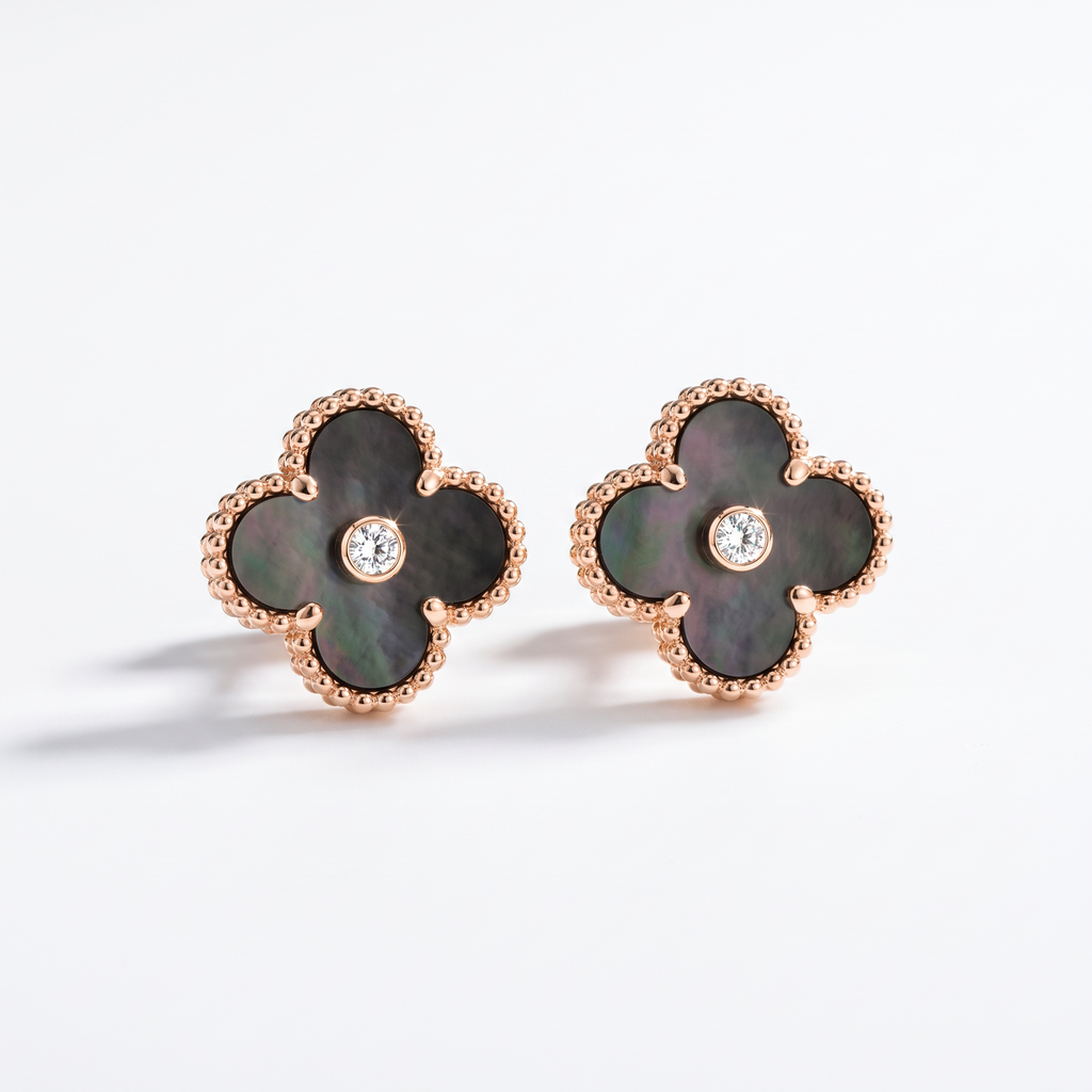 Vintage Alhambra Black Pearl 1 Diamond Clover Earrings