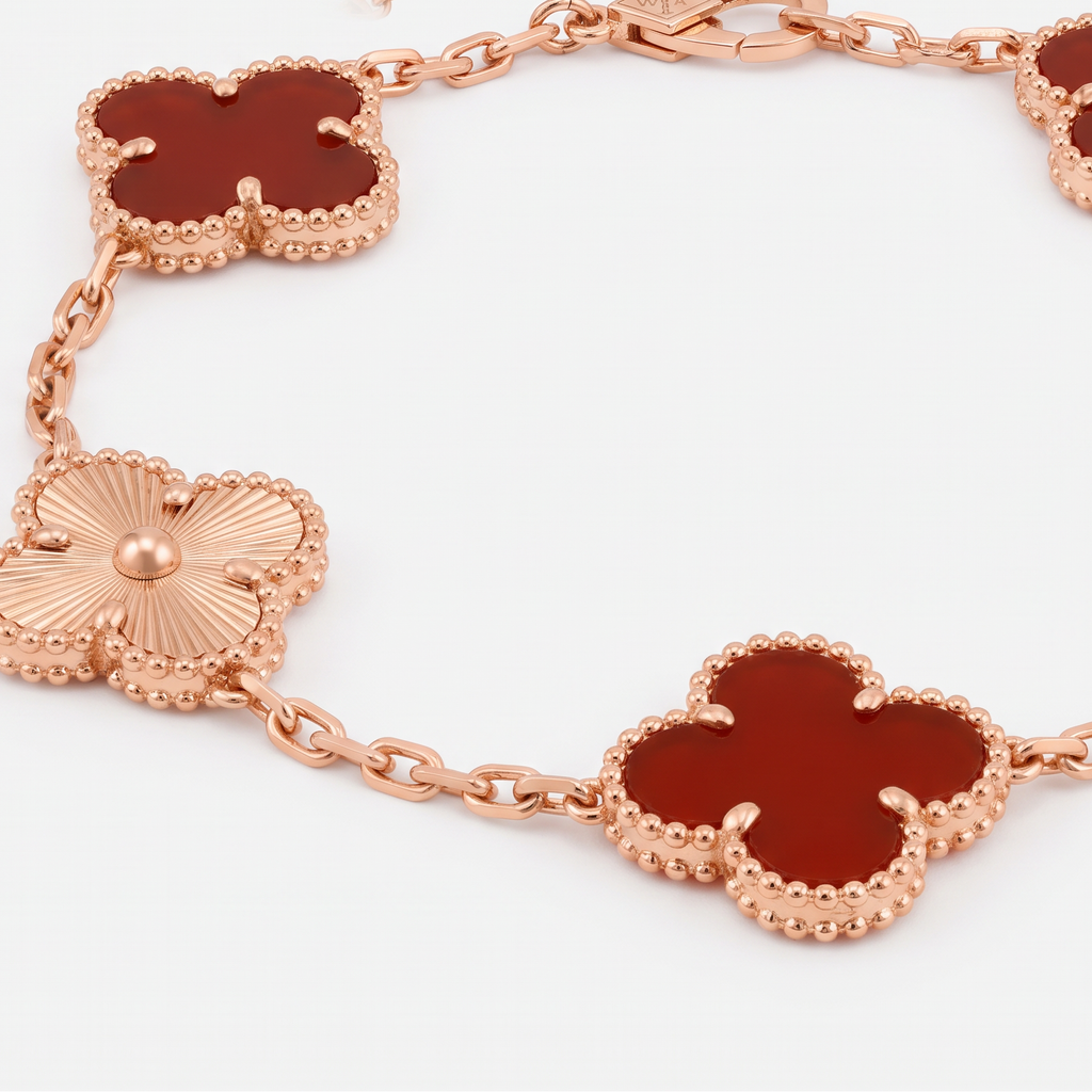 Vintage Alhambra Fluted And Carnelian Clover 5 Motifs Bracelet