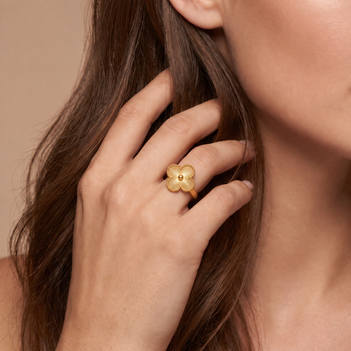 Vintage Alhambra Fluted Clover Ring