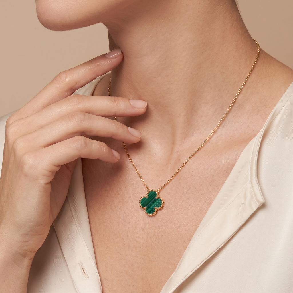Vintage Alhambra Malachite 1 Motif Necklace