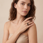 Vintage Alhambra Onyx Ring