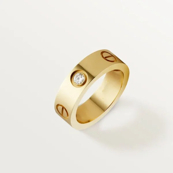 Celestial Bond – A Gold Ring with a Heart of Light, classic model