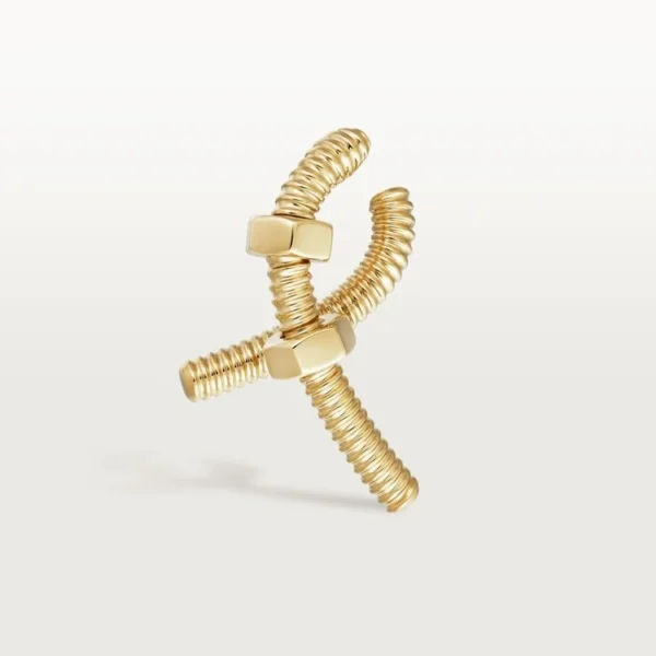 Gold Axis of Identity – Signature Ring for Industrial Souls and Creative Minds