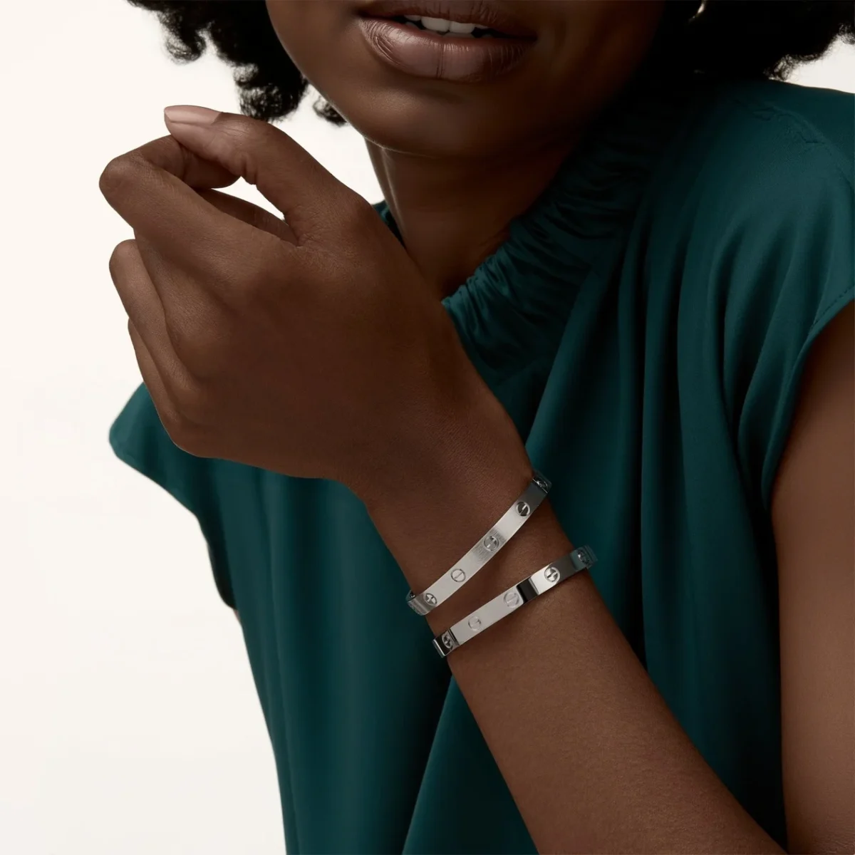 Luxury Minimalist White Gold Screw Bracelet Classic Model 4