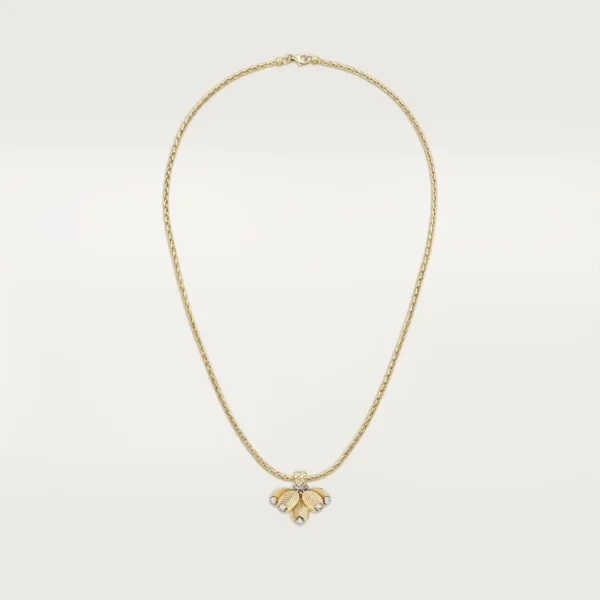 Queen of the Garden – Gold Necklace with Engraved Bee Pendant and Crystal Accents