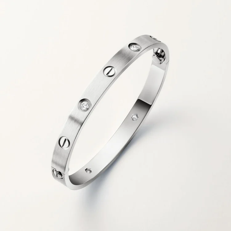 White Gold Harmony in 4 Stones – Timeless Minimal Style brushed 3