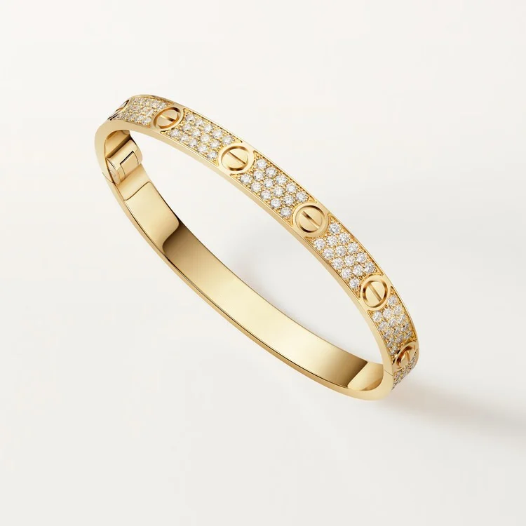 Yellow Gold Radiance Between the Lines – Royal Luxe Style Classic Model 5