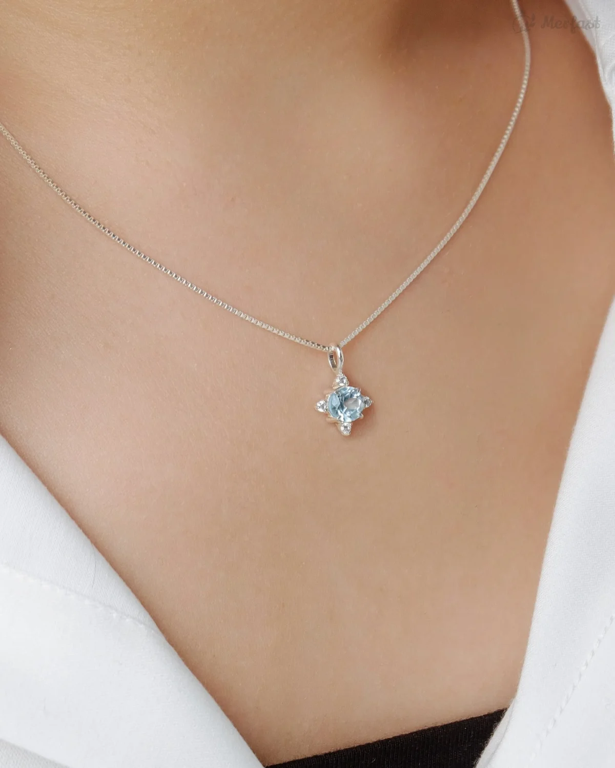 STAR NECKLACES 1