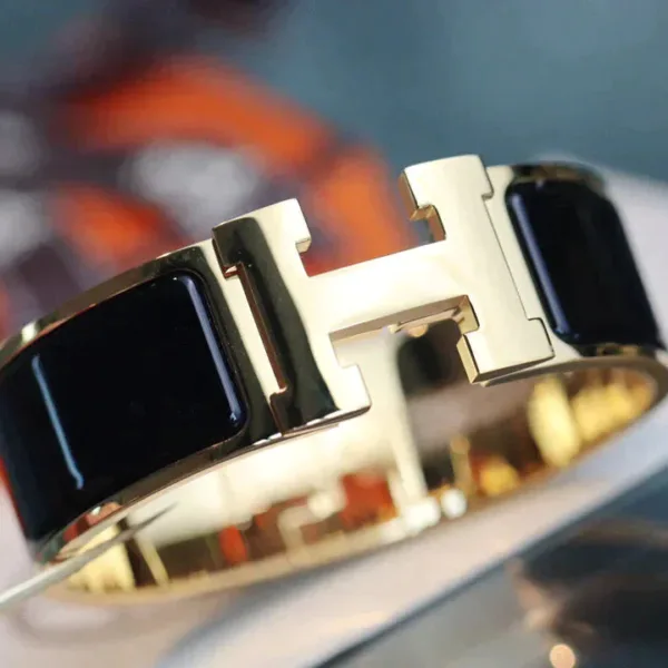 H Bracelet Bangle Black Enamel Gold 18mm Luxury Style High Quality